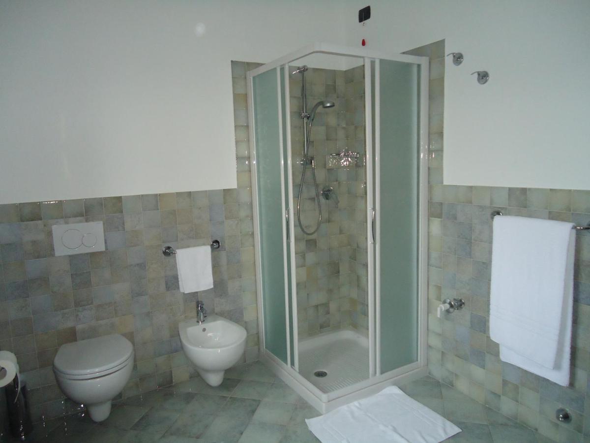 Spagna B&B Verona Bagian luar foto